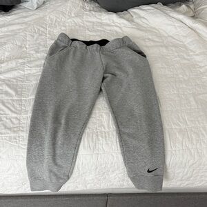 Nike Women’s Cropped Light Gray Joggers